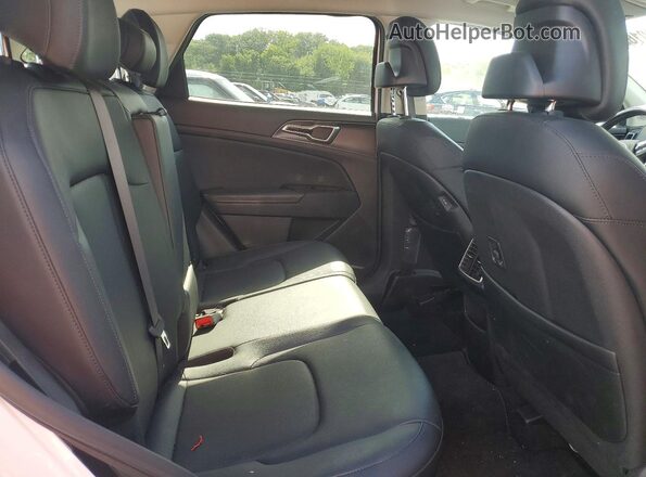 5XYK33AF5PG073759 2023 KIA SPORTAGE White 