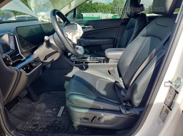 5XYK33AF6PG131720 2023 KIA SPORTAGE White Vista interior delantera