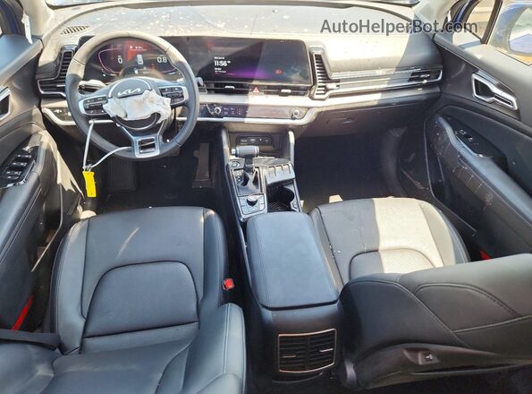 5XYK33AF8PG095903 2023 KIA SPORTAGE Blue Вид панелі приладів