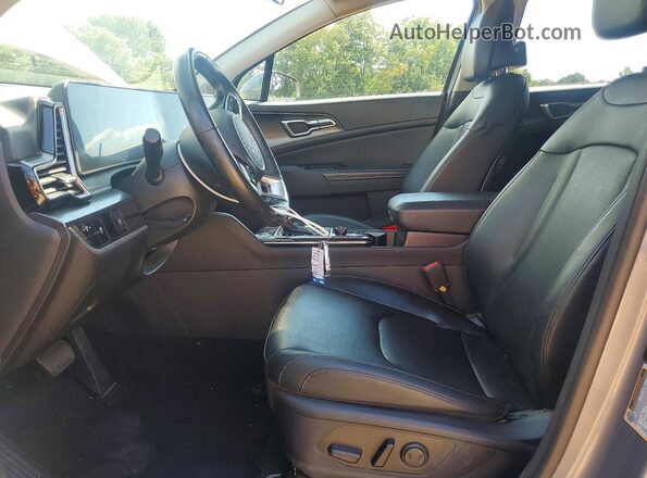 5XYK33DF2RG157861 2024 KIA SPORTAGE Серый Вид салона спереди