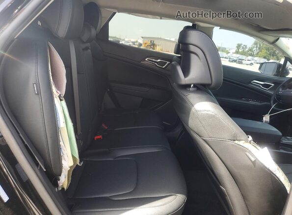 5XYK33DF3TG340029 2026 KIA SPORTAGE Black Rear seats view