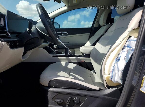 5XYK33DF6RG175702 2024 KIA SPORTAGE Charcoal Front interior view