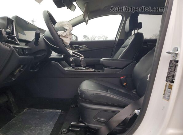 5XYK33DF6SG296848 2025 KIA SPORTAGE Белый Вид салона спереди