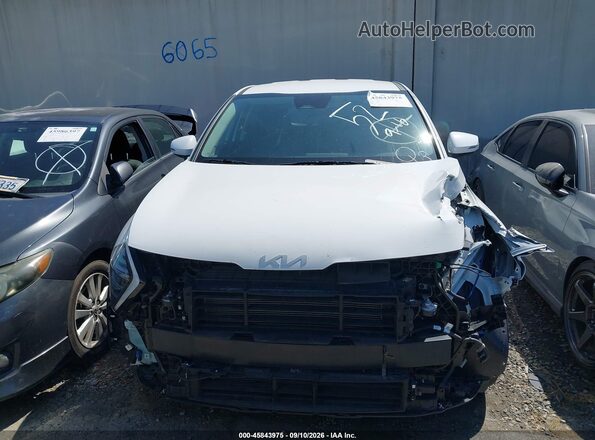 5XYK33DF7RG157421 2024 KIA SPORTAGE White Rear interior view