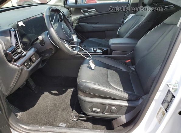 5XYK33DF8SG275614 2025 KIA SPORTAGE White Вид салону спереду