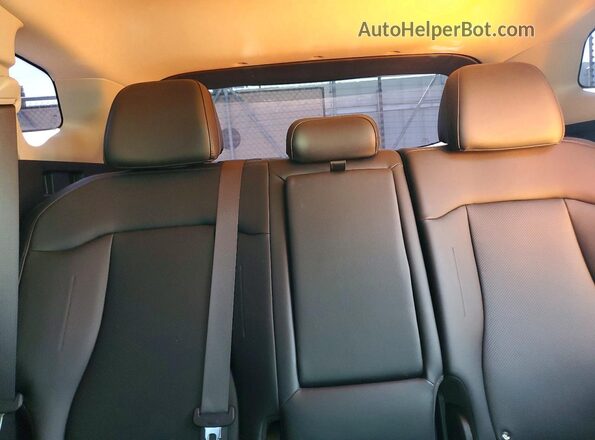 5XYK33DFXRG168686 2024 KIA SPORTAGE Gray უკანა სავარძლების ხედი