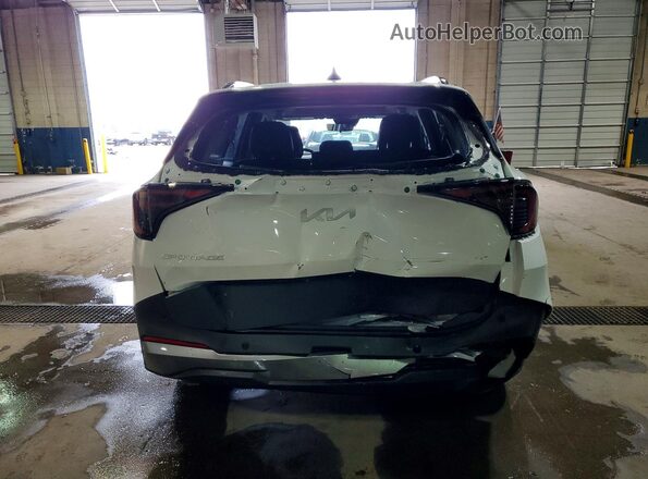 5XYK33DFXTG361265 2026 KIA SPORTAGE White Հետևի տեսք