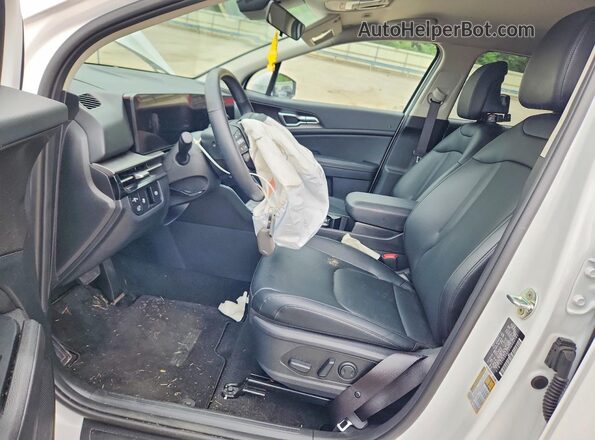 5XYK3CDF2TG380781 2026 KIA SPORTAGE White Widok wnętrza z przodu