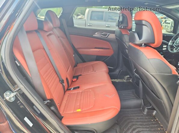 5XYK43DF4SG288938 2025 KIA SPORTAGE Black Rear interior view
