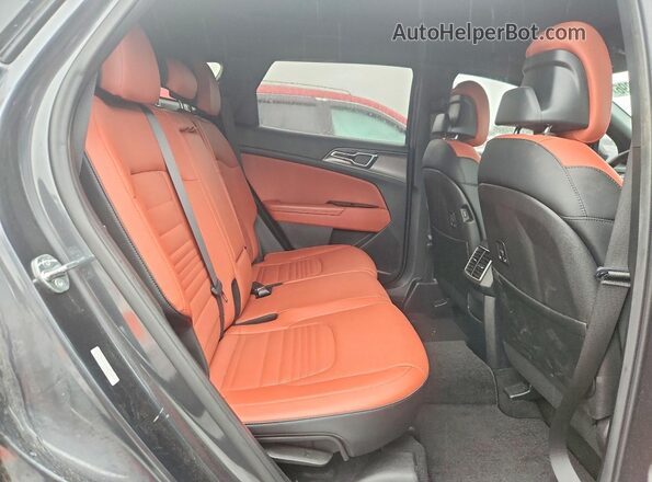 5XYK4CAF8PG116892 2023 KIA SPORTAGE Gray Widok wnętrza z tyłu