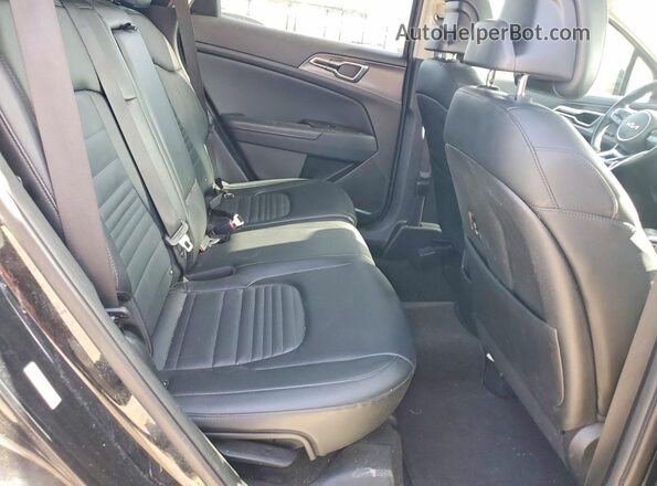 5XYK53AFXPG057101 2023 KIA SPORTAGE Black Widok wnętrza z tyłu
