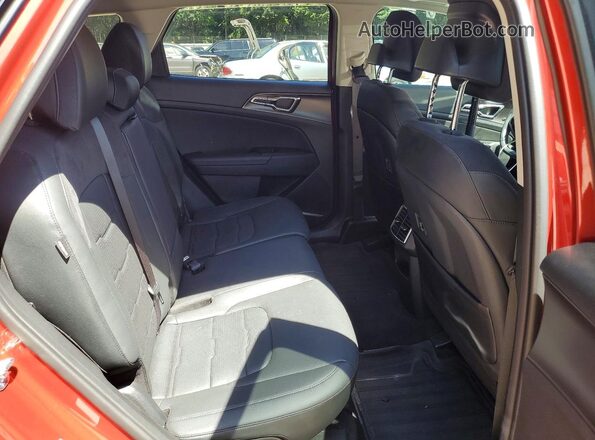 5XYK53DF4TG340146 2026 KIA SPORTAGE Red Вид задньої частини салону