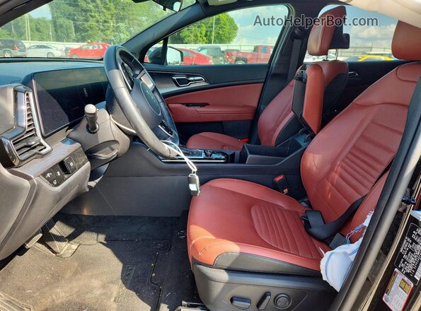 5XYK53DF8RG173492 2024 KIA SPORTAGE Black Вид салону спереду