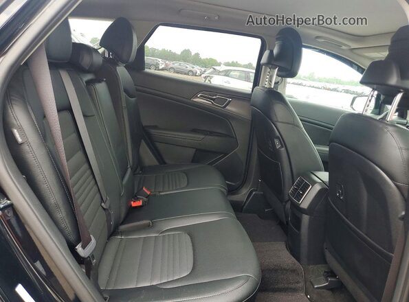 5XYK5CDF4SG305301 2025 KIA SPORTAGE Black Widok wnętrza z tyłu