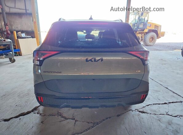 5XYK6CDF6SG311792 2025 KIA SPORTAGE Green Հետևի տեսք
