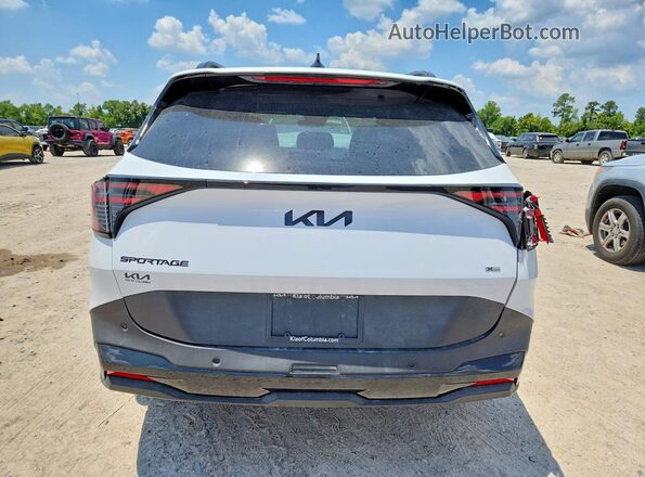 5XYK6CDF8TG352121 2026 KIA SPORTAGE White Widok z tyłu