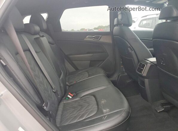 5XYK7CDF6RG141943 2024 KIA SPORTAGE Silver Vista interior trasera