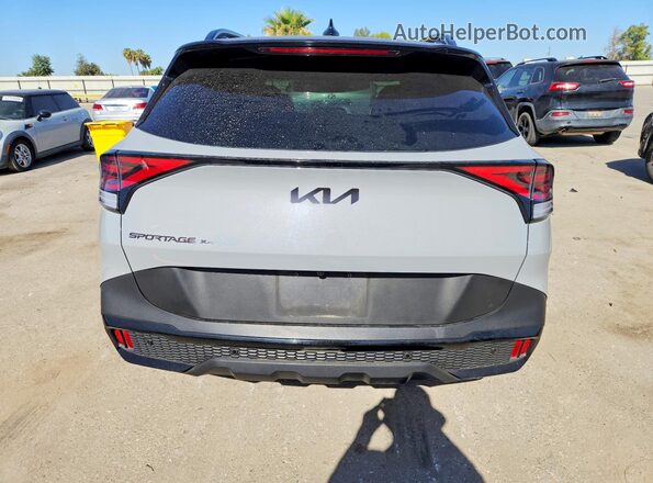 5XYK7CDF7SG234069 2025 KIA SPORTAGE Gray Widok z tyłu