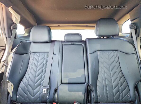 5XYK7CDF9RG213749 2024 KIA SPORTAGE Белый Вид задних сидений