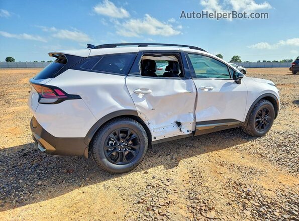 5XYK7CDF9RG213749 2024 KIA SPORTAGE Белый Задняя правая четверть