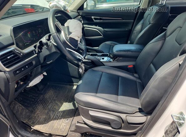 5XYP24GC7SG605890 2025 KIA TELLURIDE White Vista interior delantera