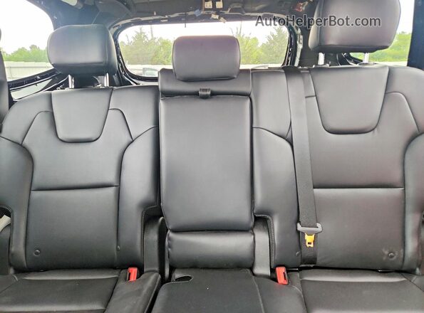5XYP2DGC4RG509886 2024 KIA TELLURIDE Black Հետևի նստատեղերի տեսք