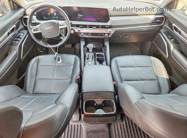 5XYP34GC2PG354958 2023 KIA TELLURIDE Brown Dashboard view