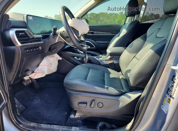 5XYP34GC2SG630404 2025 KIA TELLURIDE Silver წინა სალონის ხედი