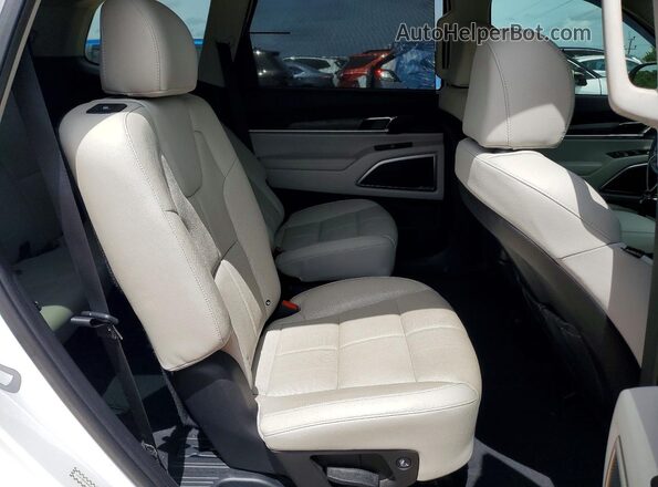5XYP34HC4NG207973 2022 KIA TELLURIDE Белый Вид задней части салона