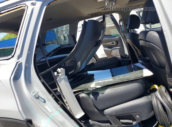 5XYP3DHC1NG265233 2022 KIA TELLURIDE Gray Vista interior trasera