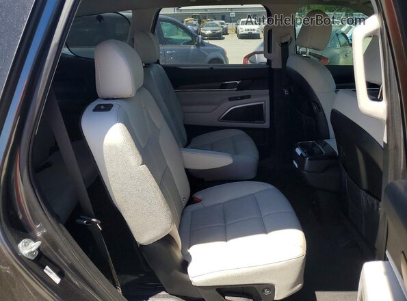 5XYP3DHC4MG118631 2021 KIA TELLURIDE Gray Rear interior view