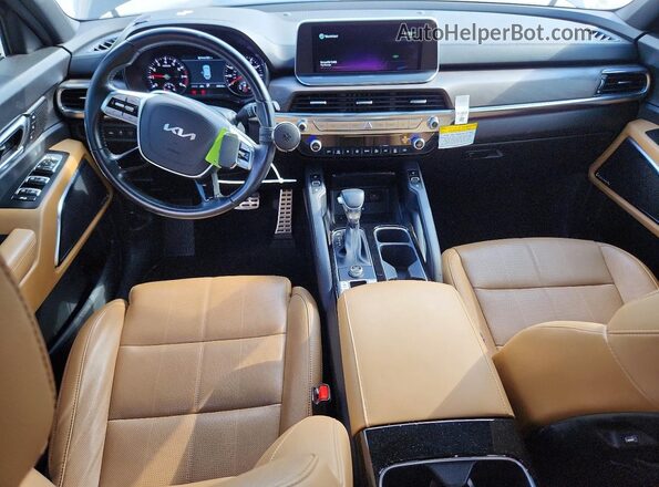 5XYP54HC8NG256667 2022 KIA TELLURIDE Brown Вид панелі приладів