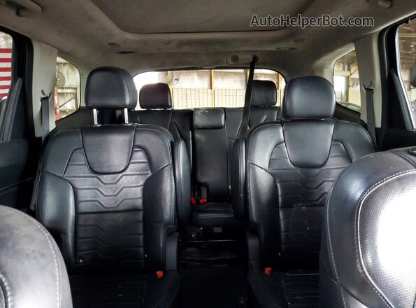 5XYP5DHC2LG010162 2020 KIA TELLURIDE Black Widok tylnych siedzeń