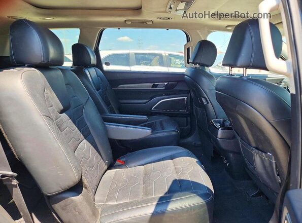 5XYP5DHC5NG297256 2022 KIA TELLURIDE Black Rear interior view