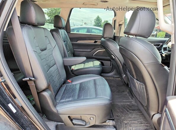 5XYP5DHC5NG312595 2022 KIA TELLURIDE Black უკანა სალონის ხედი