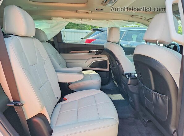 5XYP5DHC6MG106426 2021 KIA TELLURIDE White Rear interior view