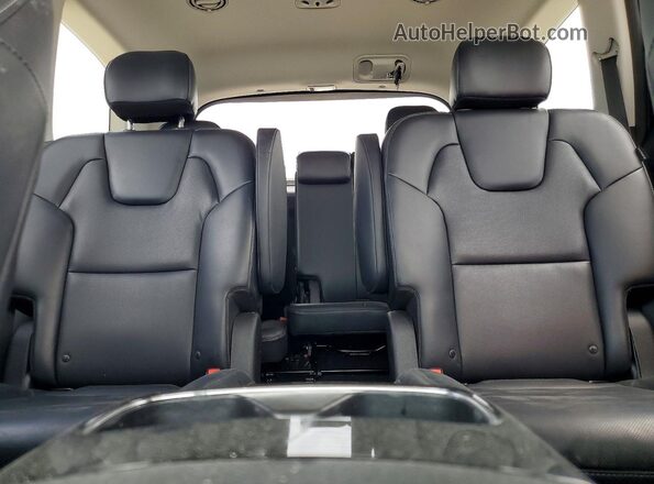 5XYP64GC1RG503774 2024 KIA TELLURIDE White Vista de los asientos traseros