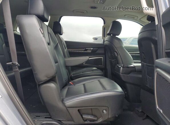 5XYP64GC2SG628546 2025 KIA TELLURIDE Silver Vista interior trasera