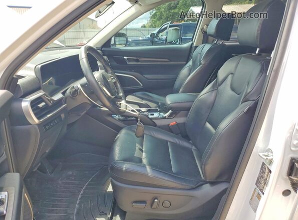5XYP64GC7PG377191 2023 KIA TELLURIDE White Front interior view