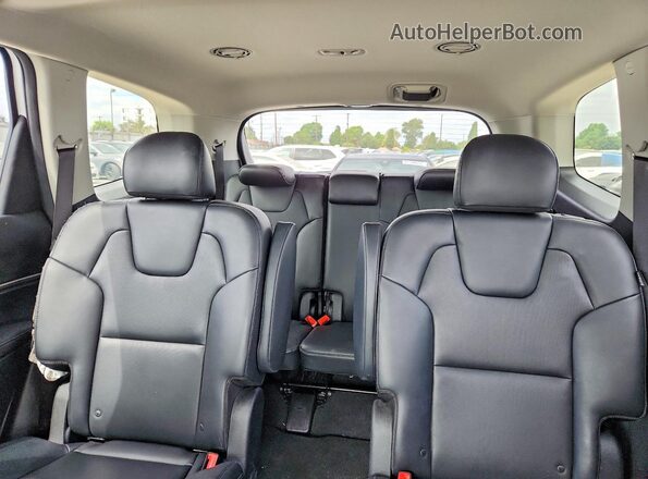 5XYP64GC8RG562997 2024 KIA TELLURIDE White Հետևի նստատեղերի տեսք