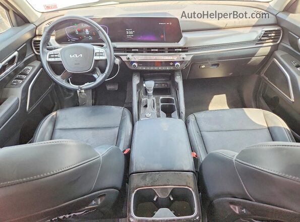 5XYP64GCXSG678157 2025 KIA TELLURIDE Серебряный Вид панели приборов