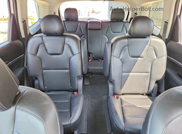 5XYP64HC3NG277309 2022 KIA TELLURIDE White Vista de los asientos traseros