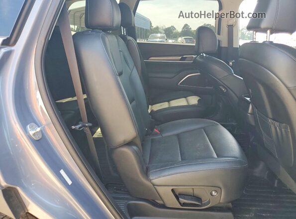 5XYP64HC3NG283434 2022 KIA TELLURIDE Серебряный Вид задней части салона