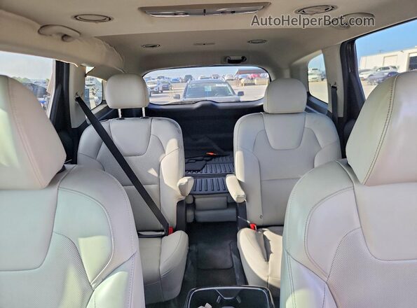 5XYP64HC7NG210759 2022 KIA TELLURIDE Gray Widok tylnych siedzeń