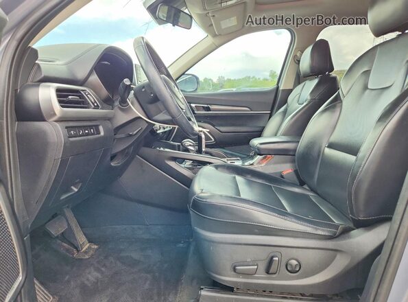 5XYP64HCXLG013677 2020 KIA TELLURIDE Silver Вид салону спереду