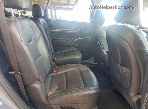 5XYP6DGC1SG587407 2025 KIA TELLURIDE Silver Vista interior trasera