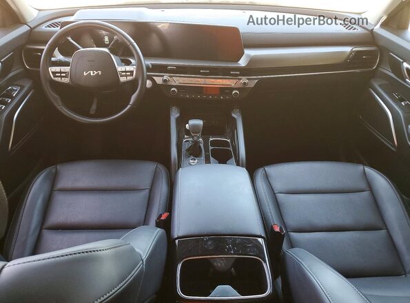 5XYP6DGC4SG684648 2025 KIA TELLURIDE Silver Dashboard view
