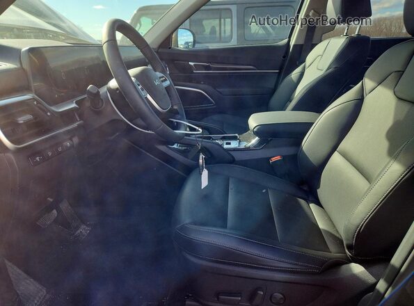 5XYP6DGC6SG708061 2025 KIA TELLURIDE Серый Вид салона спереди