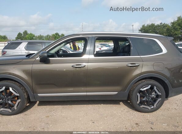 5XYP6DGCXSG690079 2025 KIA TELLURIDE Green 360 interior view