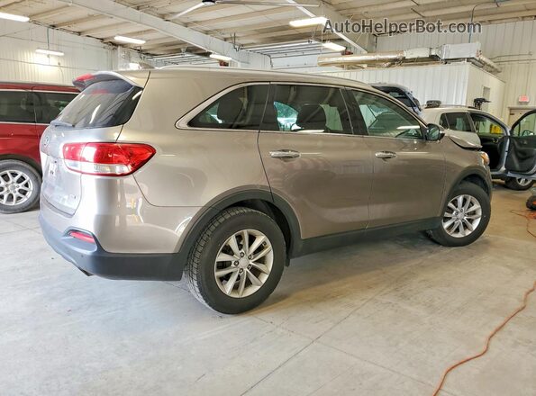 5XYPG4A32GG028574 2016 KIA SORENTO Silver Задня права чверть